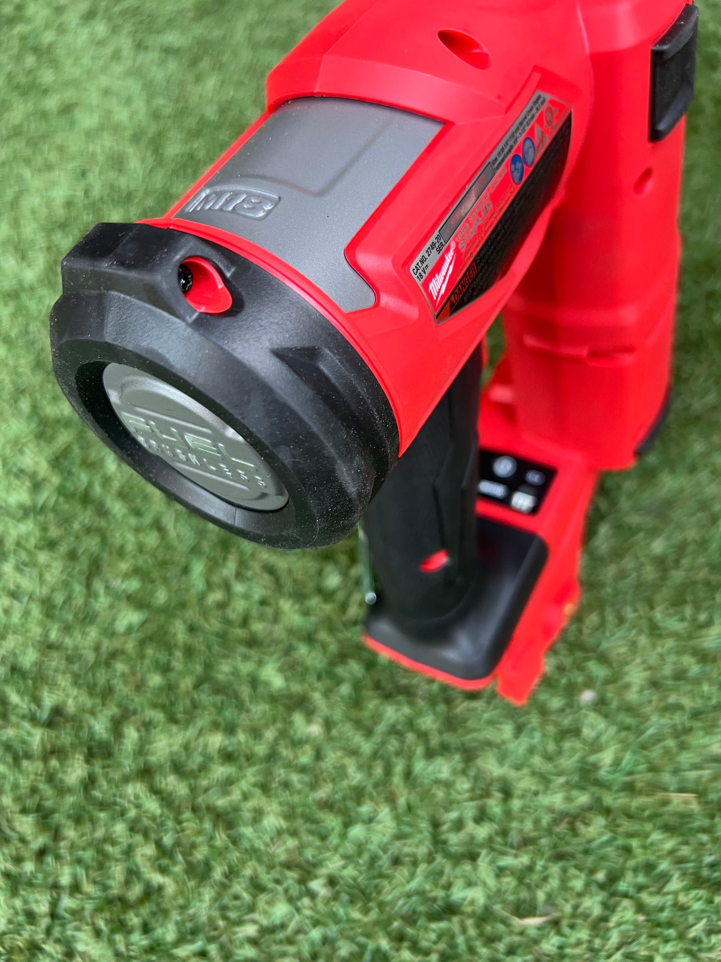 Milwaukee M18 FUEL 18-Volt Lithium-Ion Brushless Cordless 18-Gauge 1/4 in. Narrow Crown Stapler (Tool-Only)