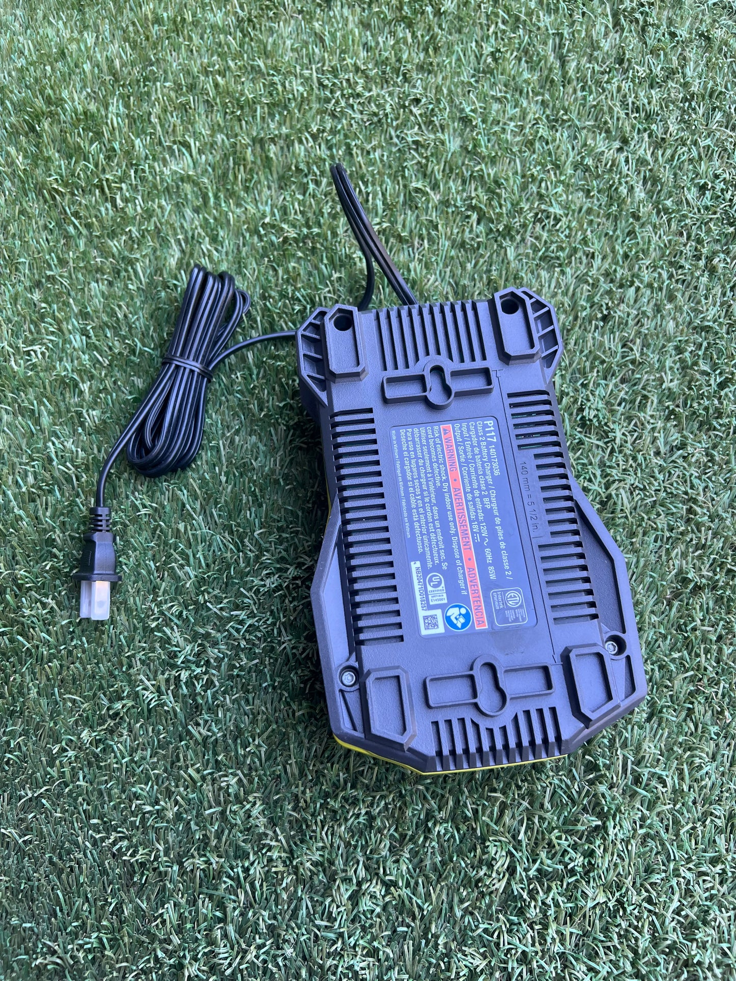 RYOBI ONE+ 18V Dual Chemistry IntelliPort Charger