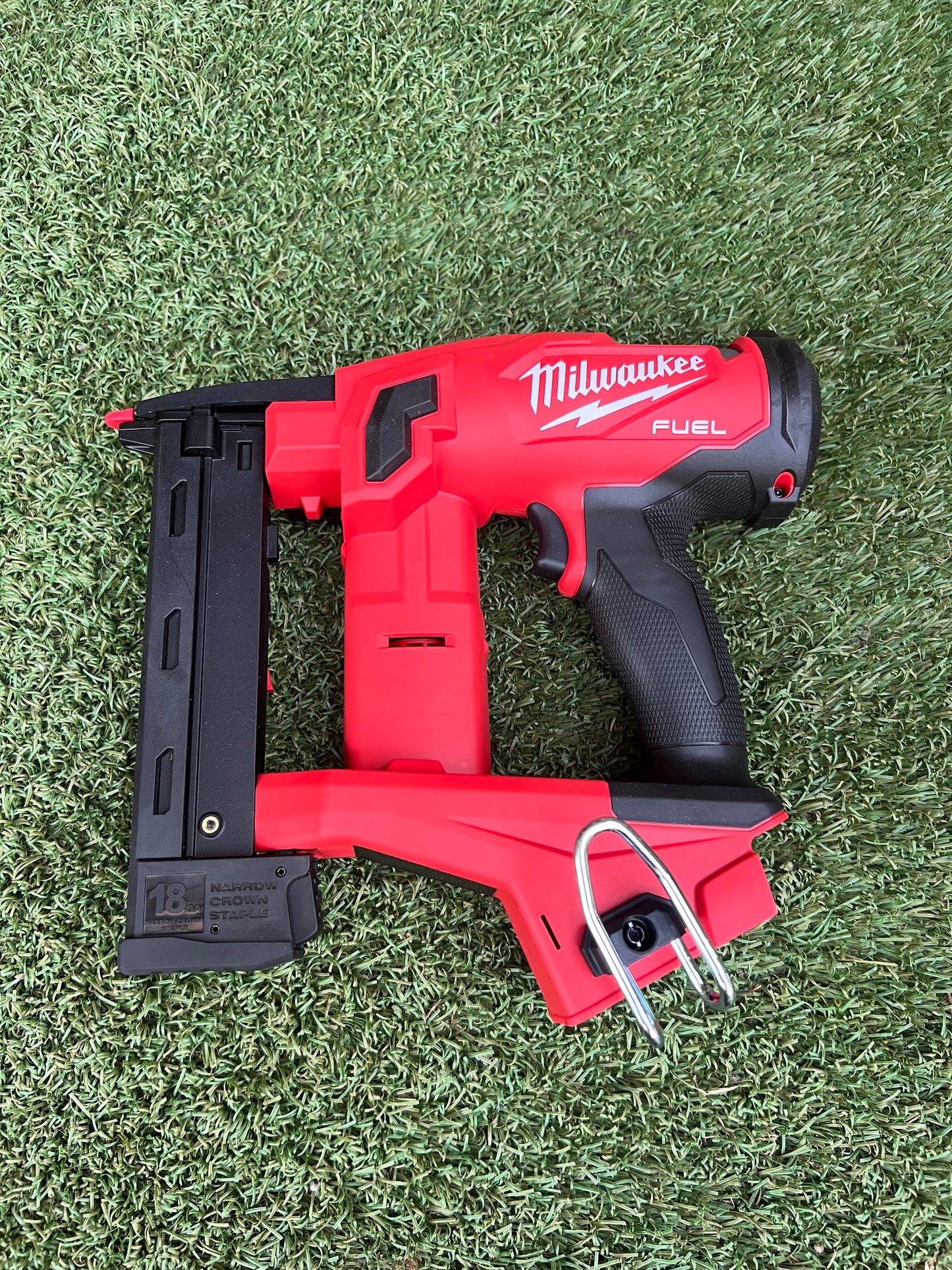 Milwaukee M18 FUEL 18-Volt Lithium-Ion Brushless Cordless 18-Gauge 1/4 in. Narrow Crown Stapler (Tool-Only)