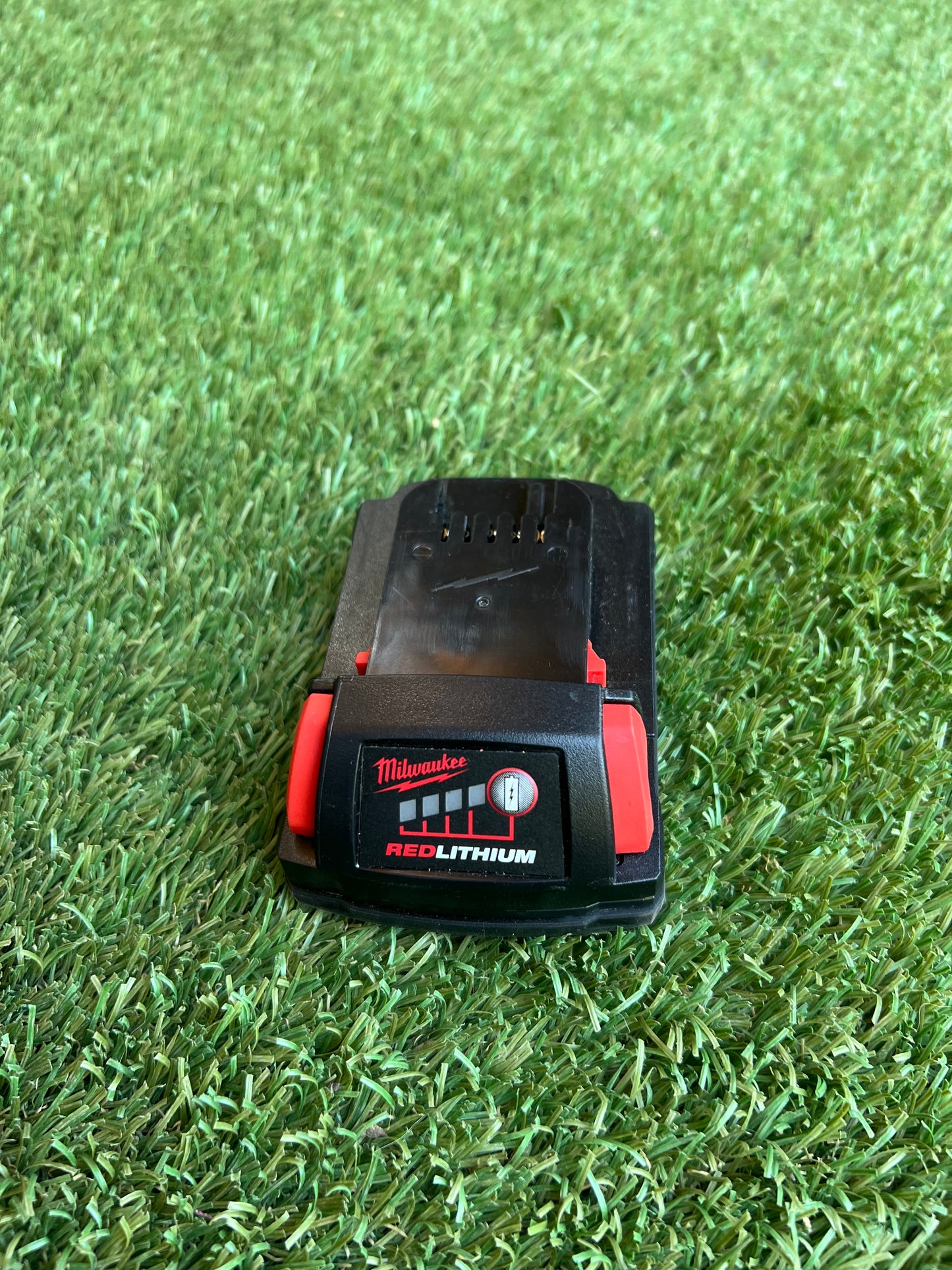 Milwaukee M18 18-Volt 2.0 Ah Lithium-Ion Compact Battery
