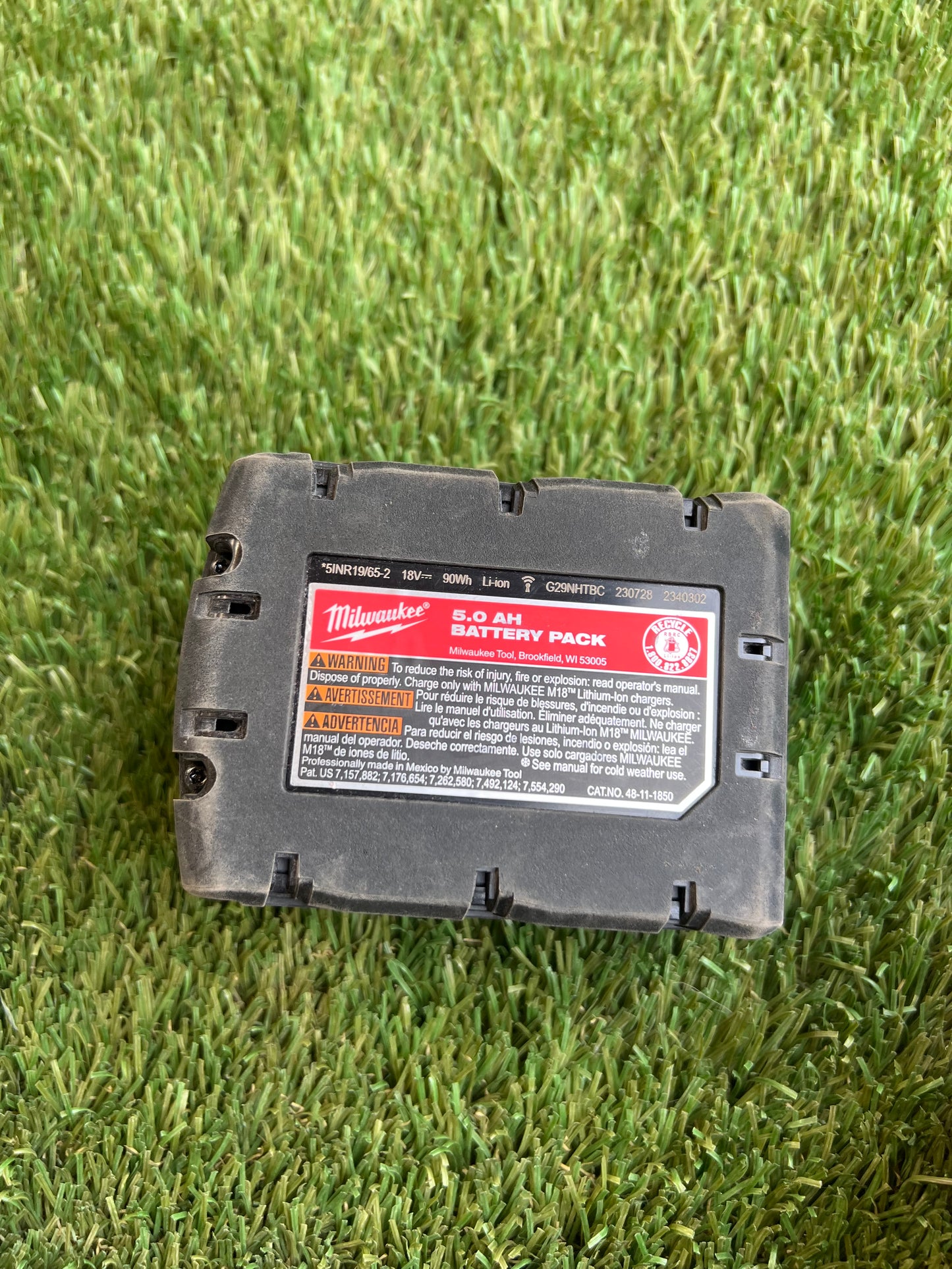 Milwaukee M18 18-Volt 5.0 Ah Lithium-Ion XC Extended Capacity Battery Pack