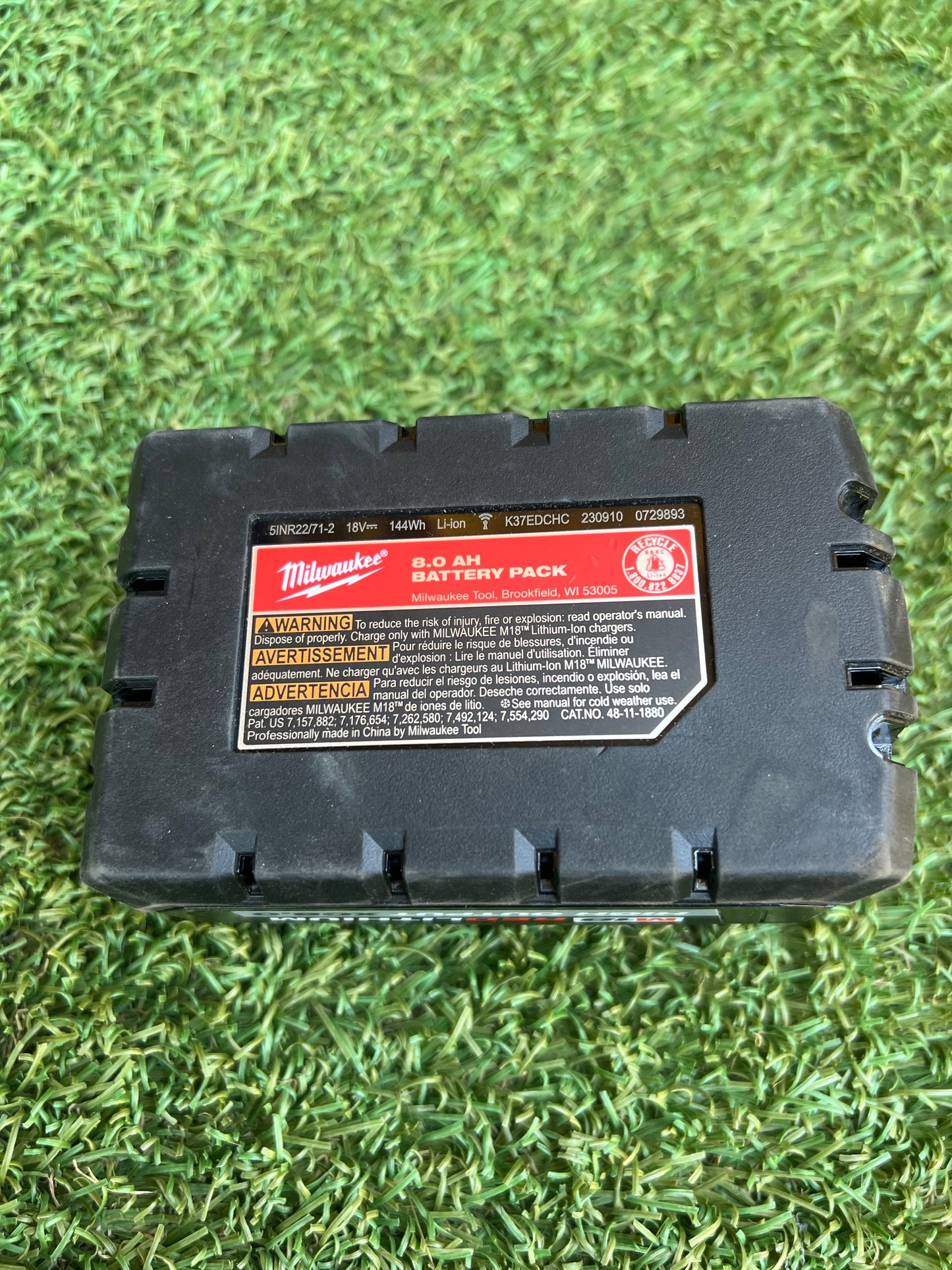 Milwaukee M18 18-Volt Lithium-Ion HIGH OUTPUT XC 8.0 Ah Battery