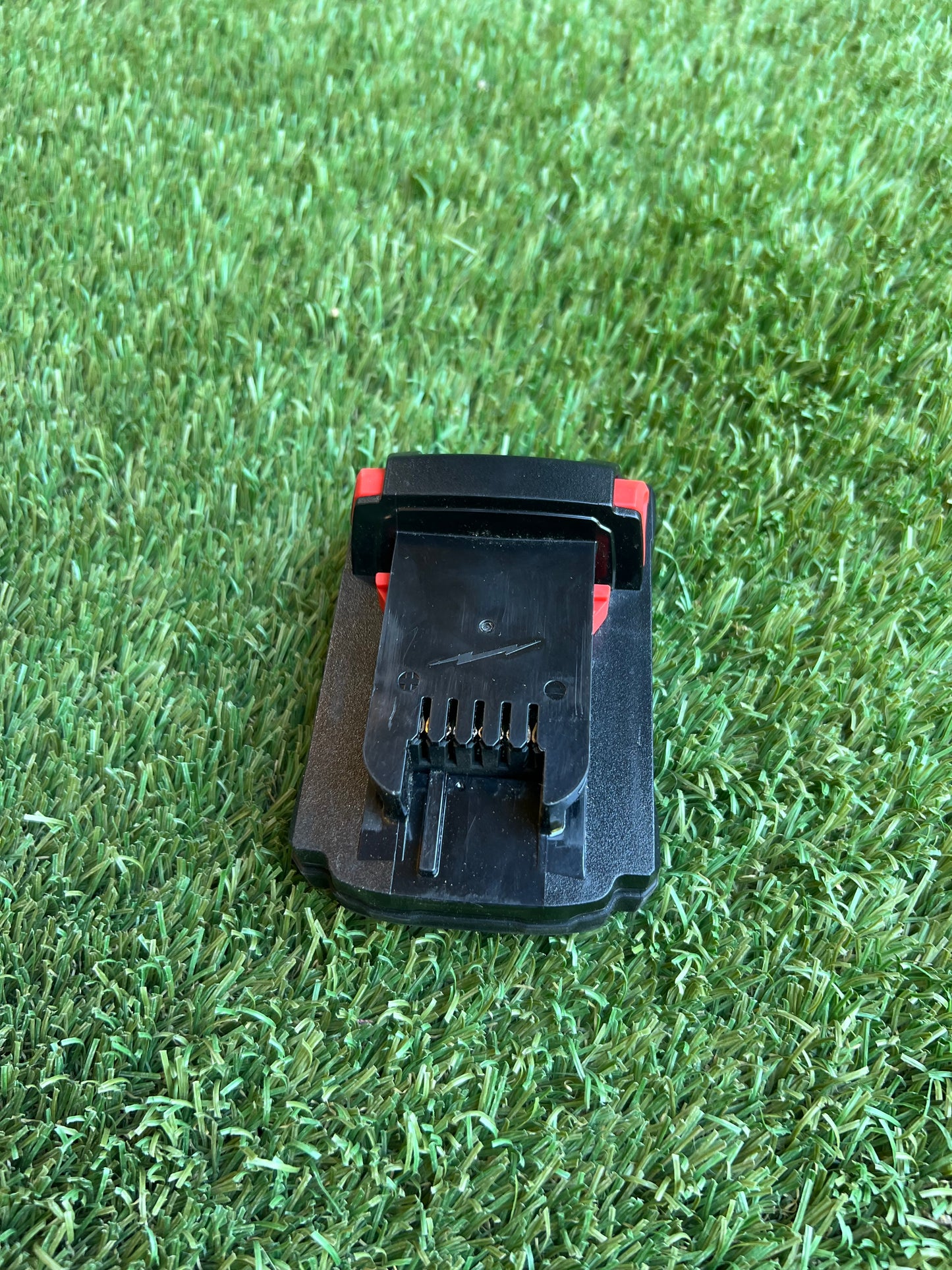 Milwaukee M18 18-Volt 2.0 Ah Lithium-Ion Compact Battery