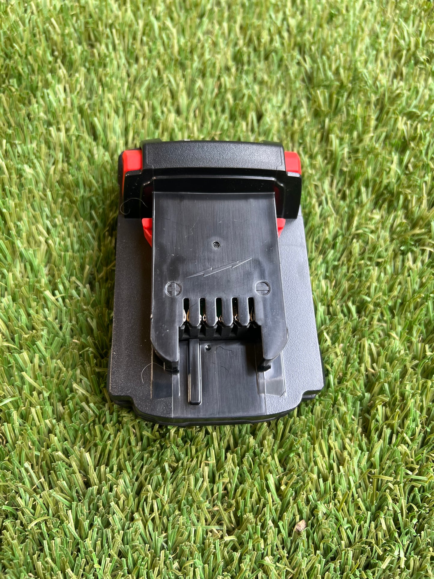 Milwaukee M18 18-Volt 1.5 Ah Lithium-Ion Compact Battery