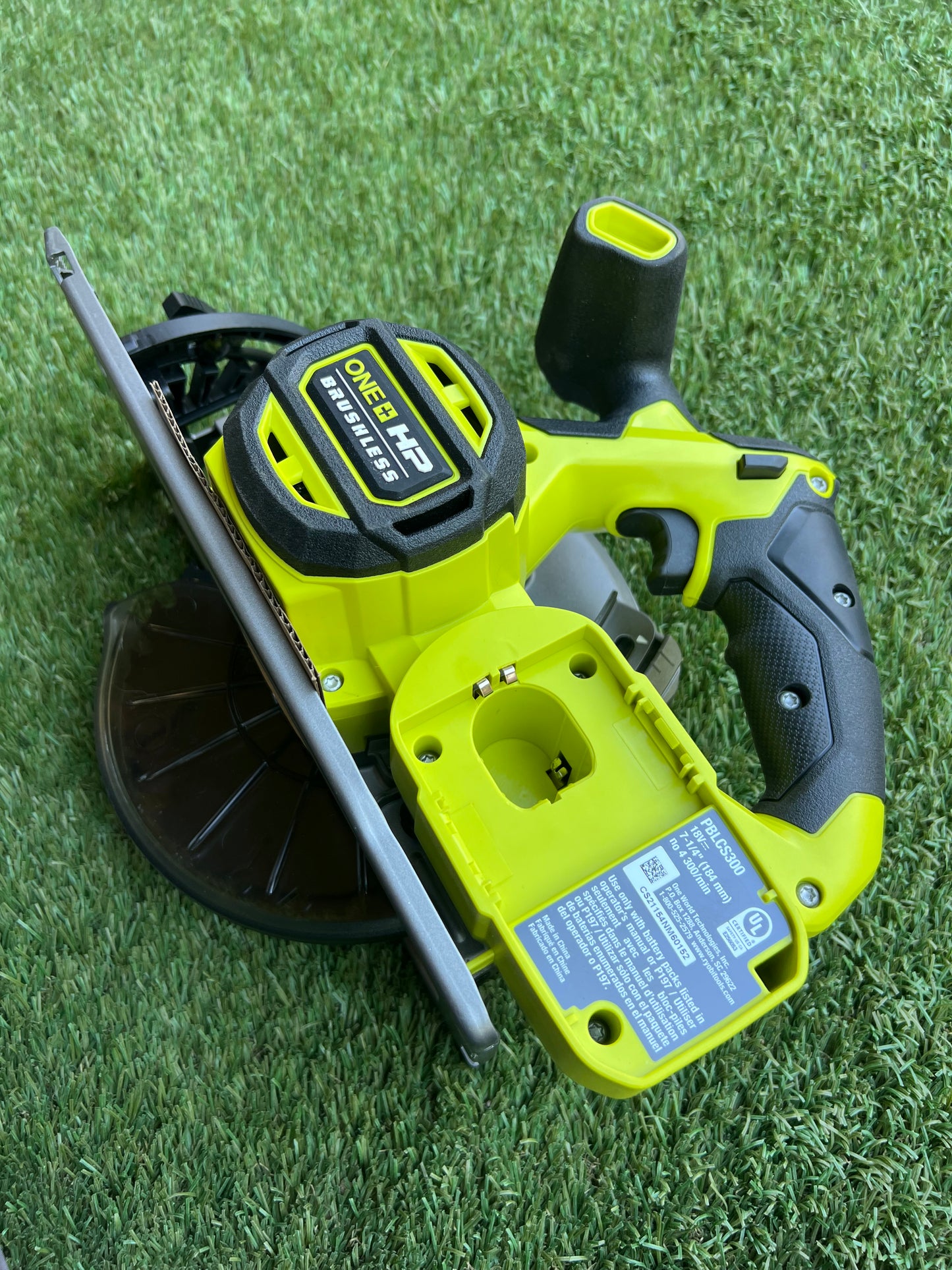 RYOBI ONE+ HP 18V Brushless Cordless 7-1/4 in. Circular Saw (Tool Only)