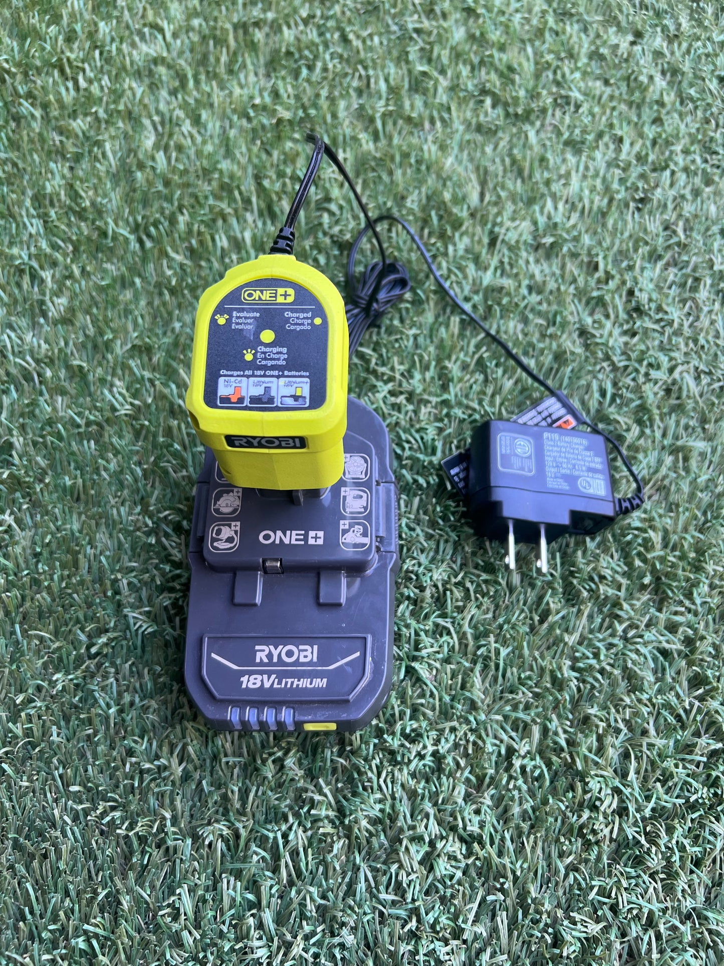 RYOBI ONE+ 18V Lithium-Ion 1.5 Ah Compact Battery and Charger